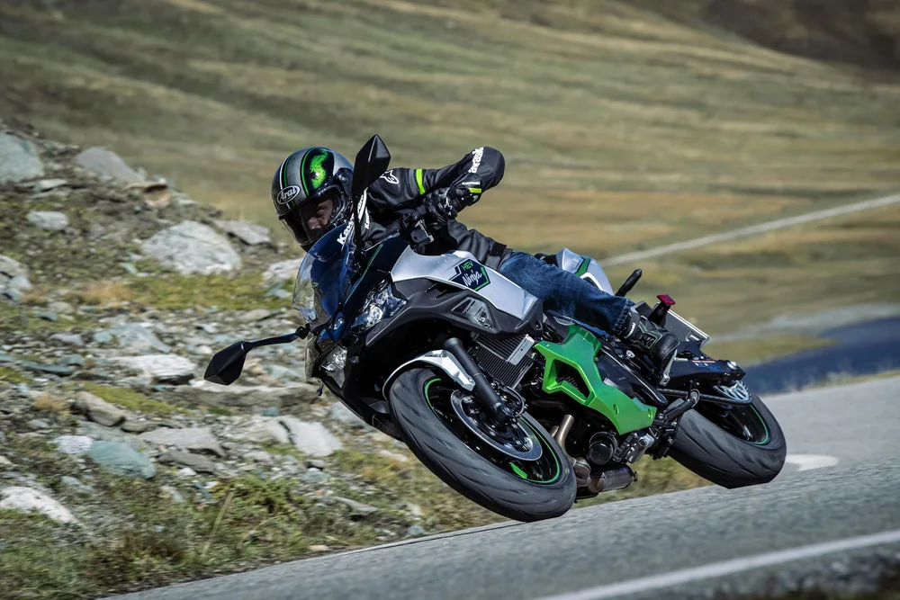 Prvý hybridný motocykel na svete
