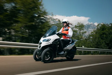 Piaggio MP3 400 HPE Sport — náhľad 2